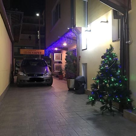 Hotel Triumph نوفا زاجورا المظهر الخارجي الصورة