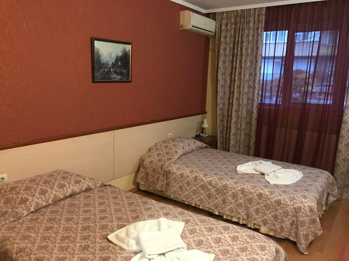 Hotel Triumph نوفا زاجورا المظهر الخارجي الصورة