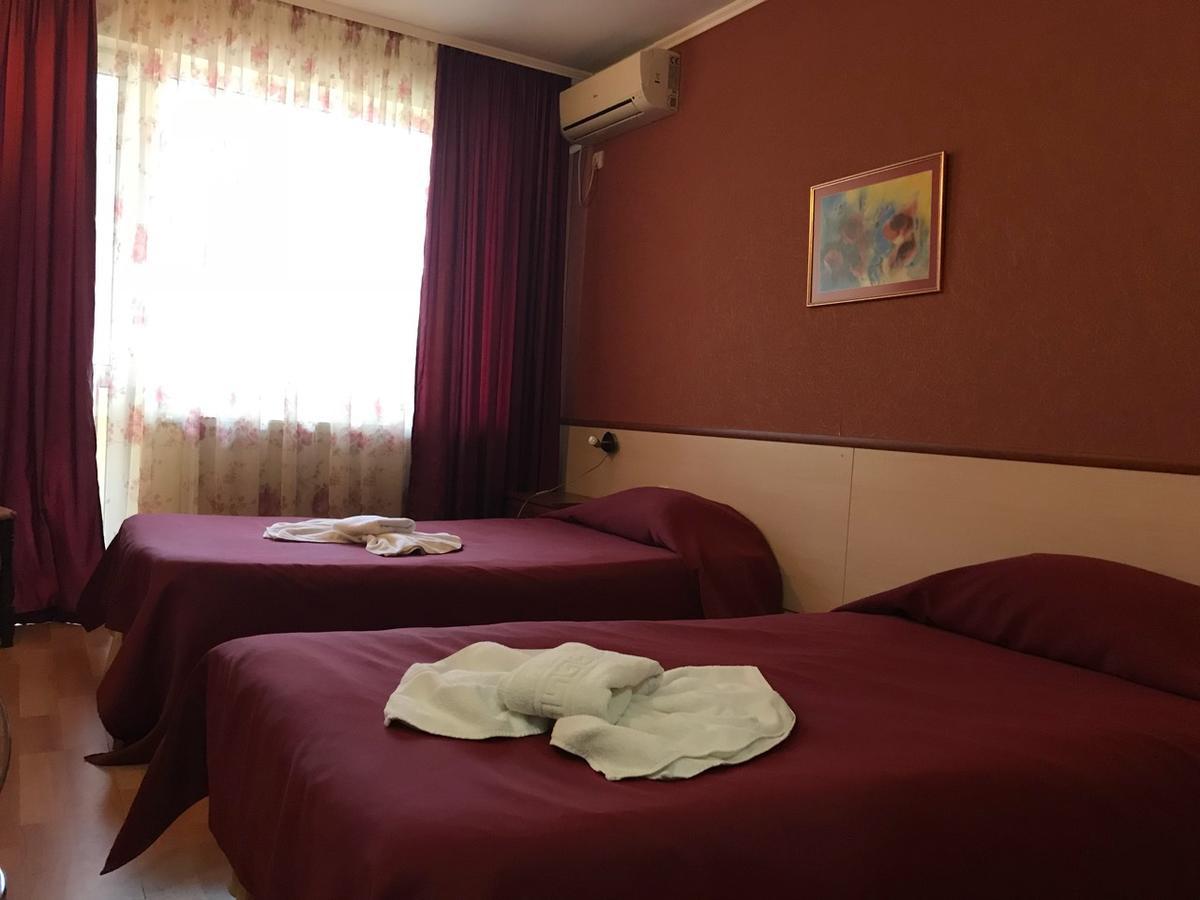 Hotel Triumph نوفا زاجورا المظهر الخارجي الصورة